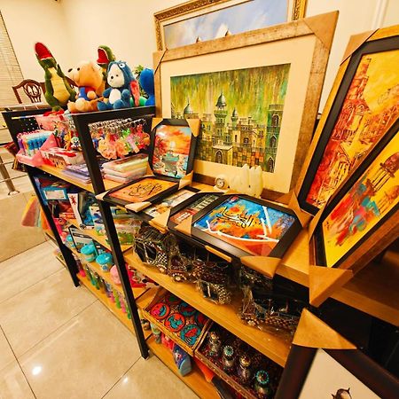 Hayyat Luxury Hotel Suites Lahor Dış mekan fotoğraf