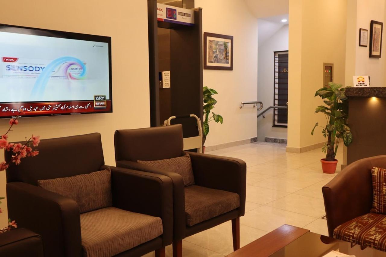 Hayyat Luxury Hotel Suites Lahor Dış mekan fotoğraf