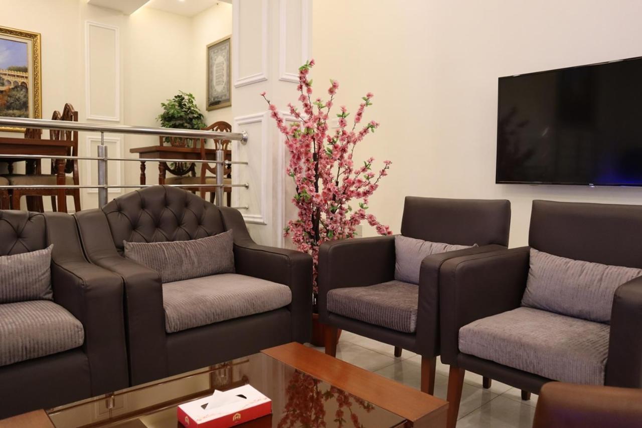 Hayyat Luxury Hotel Suites Lahor Dış mekan fotoğraf