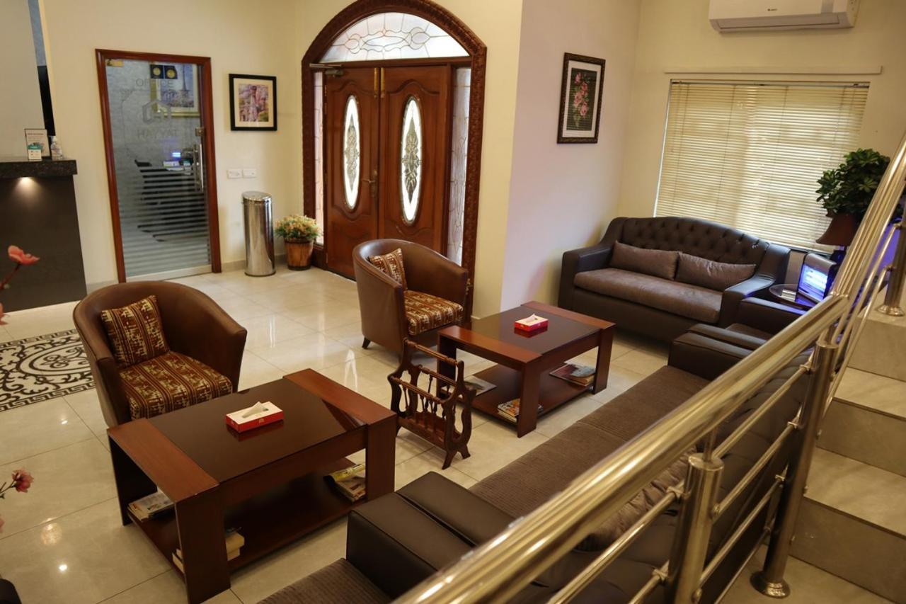 Hayyat Luxury Hotel Suites Lahor Dış mekan fotoğraf