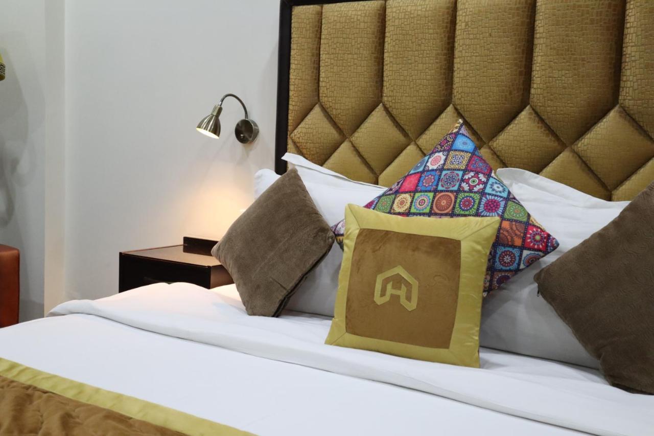 Hayyat Luxury Hotel Suites Lahor Dış mekan fotoğraf
