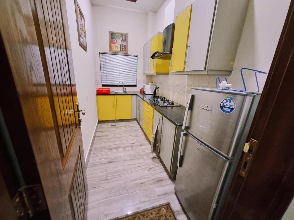 Hayyat Luxury Hotel Suites Lahor Dış mekan fotoğraf