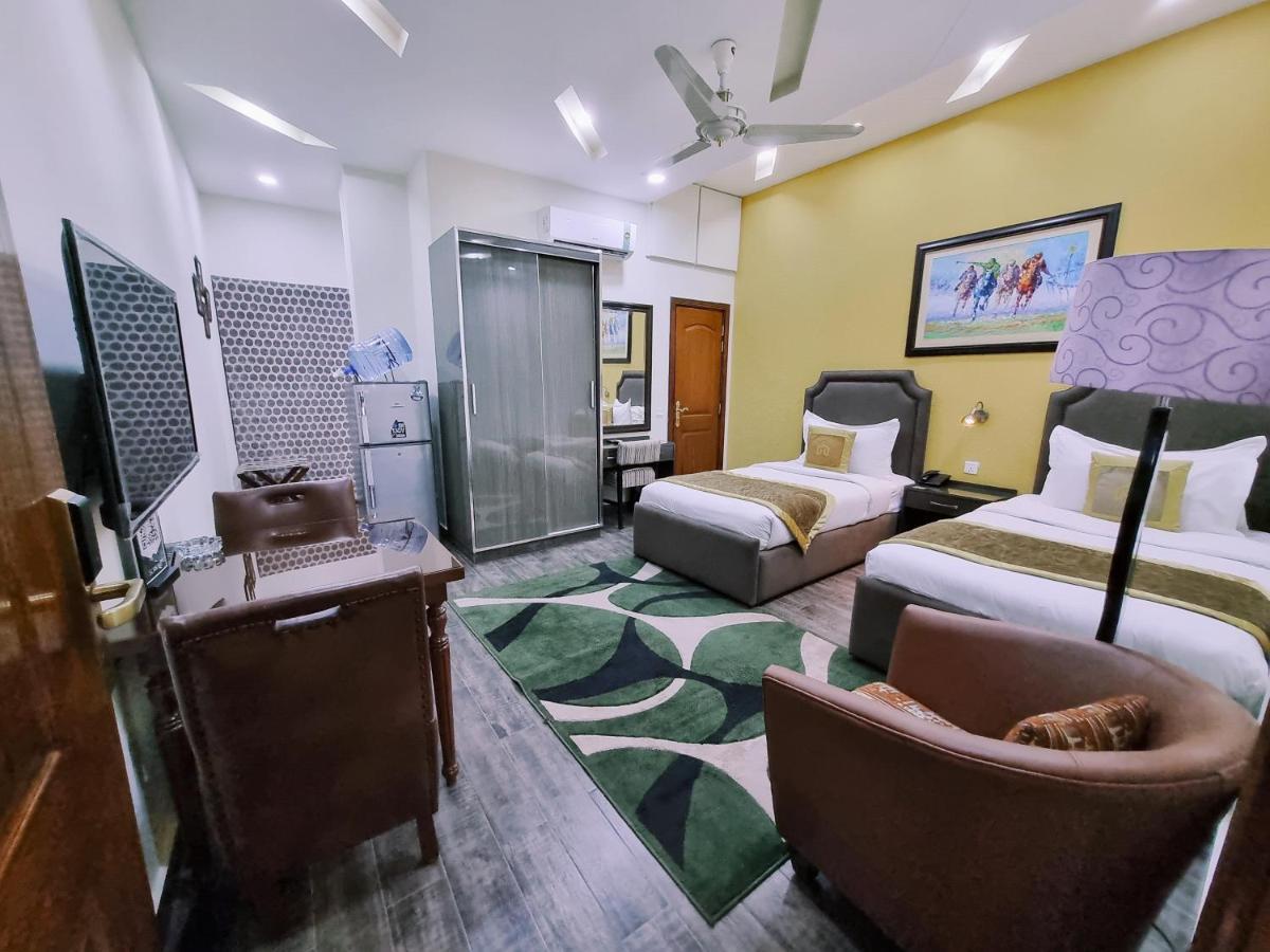 Hayyat Luxury Hotel Suites Lahor Dış mekan fotoğraf