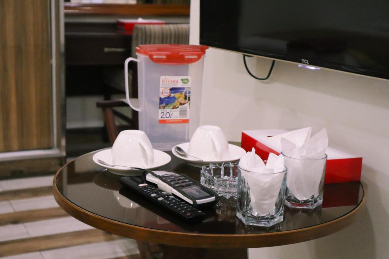 Hayyat Luxury Hotel Suites Lahor Dış mekan fotoğraf